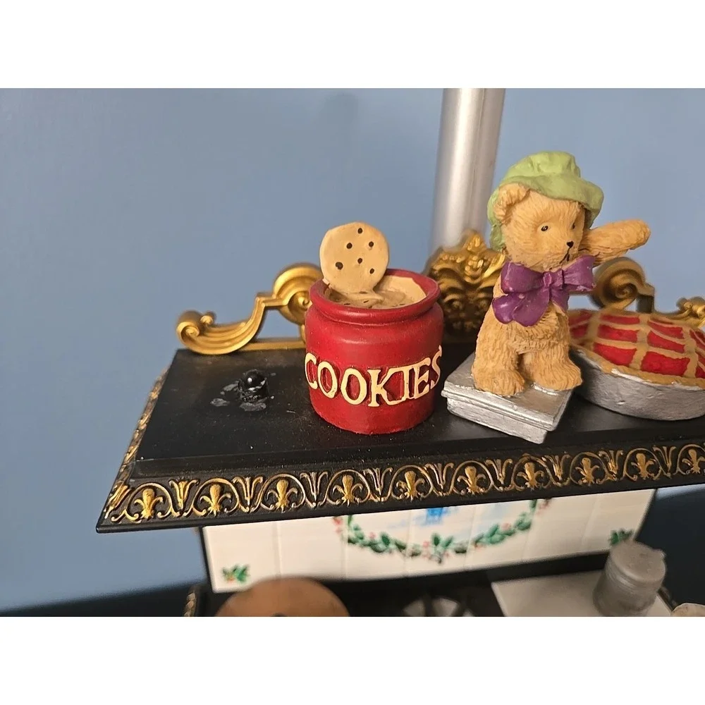 1998‎ Mr Christmas Cooking For Christmas Animated Musical Stove Songs Cookie Jar